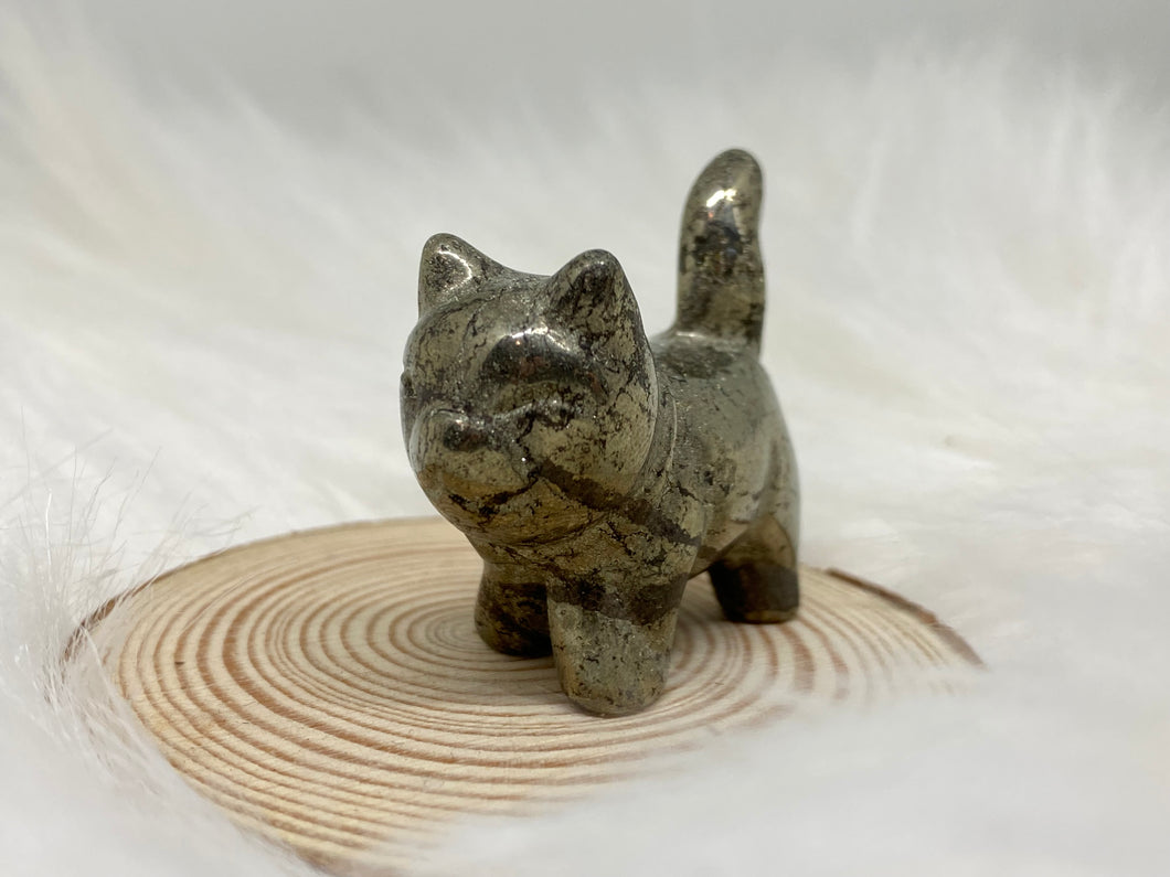 Crystal Cat Carvings