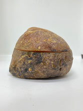 Load image into Gallery viewer, Agate Druzy Geode - The Pineapple Treasure Chest
