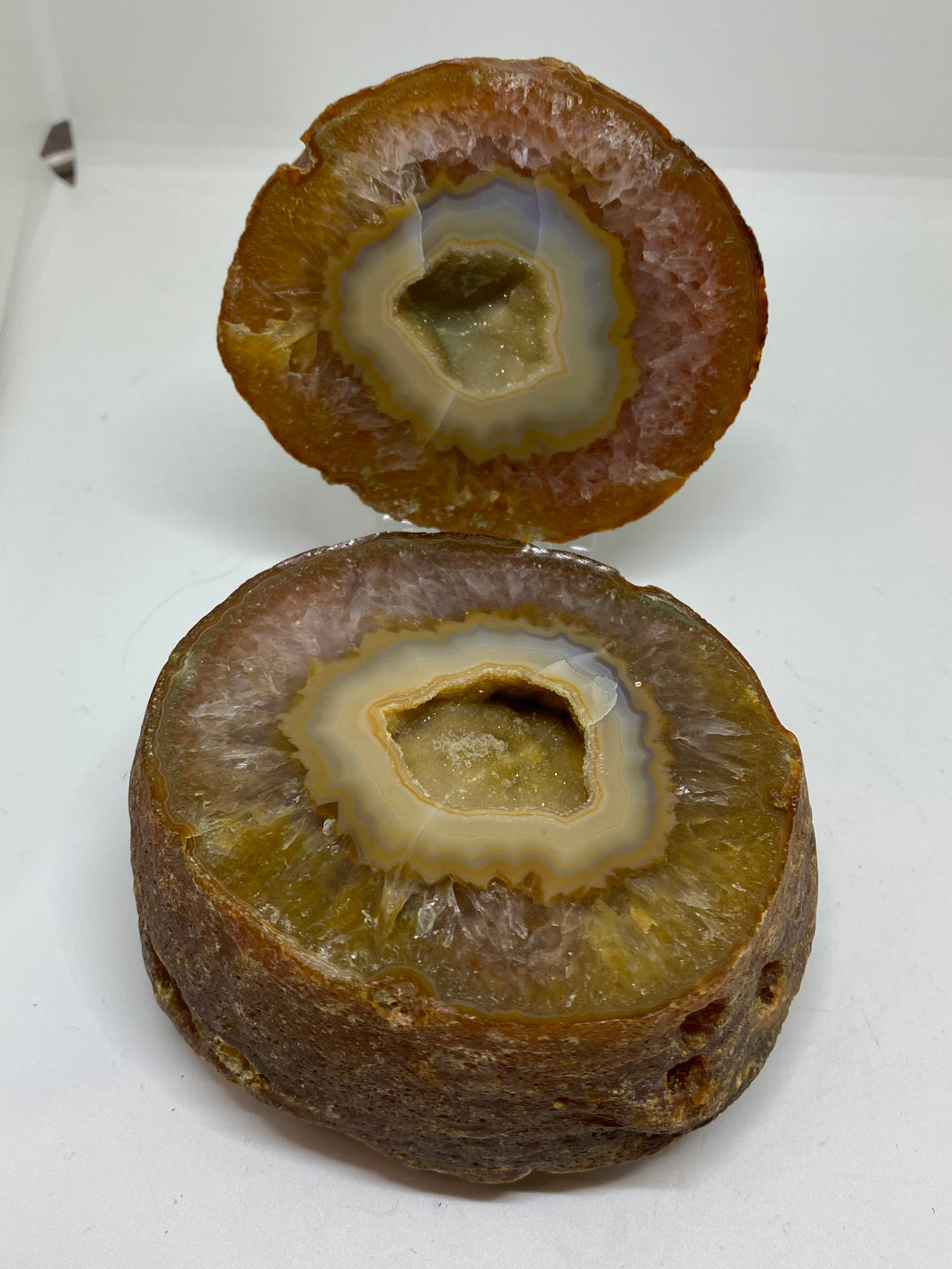 Agate Druzy Geode - The Pineapple Treasure Chest