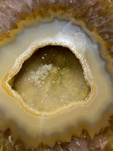 Load image into Gallery viewer, Agate Druzy Geode - The Pineapple Treasure Chest
